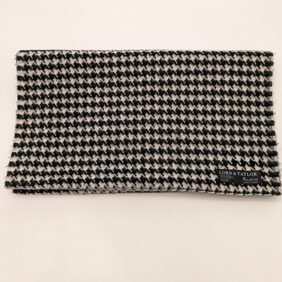 Lord &Taylor Houndstooth infinity scarf - Picture 3 of 5